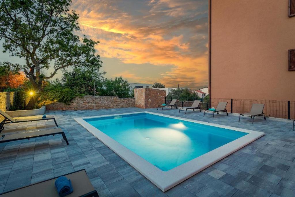 Ližnjan Cesare Apartment, With Swimming Pool And Sea View מראה חיצוני תמונה